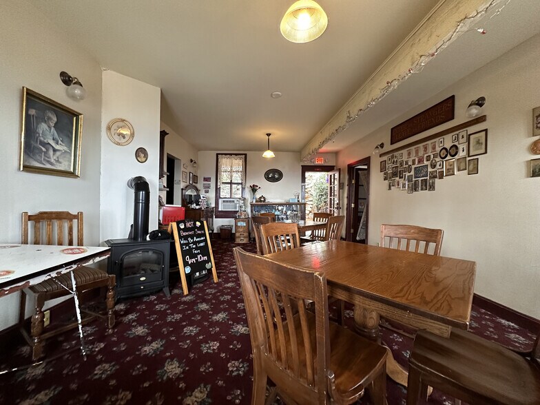 More Photos Of 541 Main St, Jerome Hotel For Sale