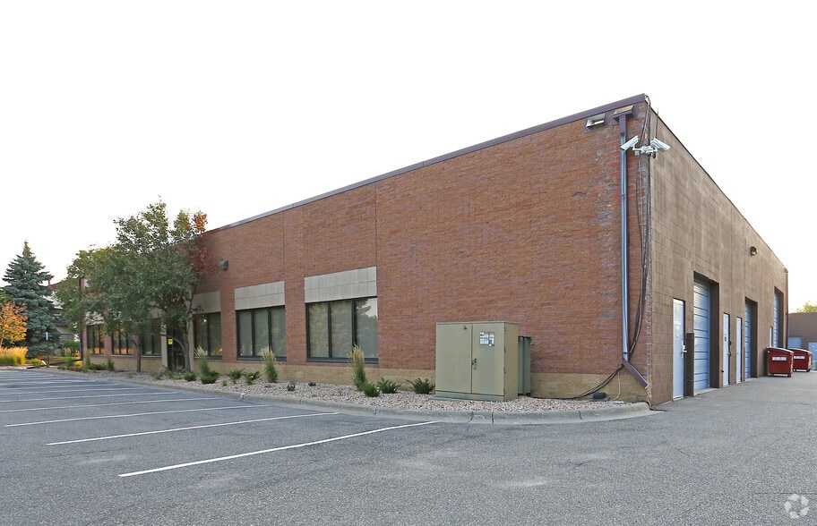More Photos Of 13705 N 26th Ave, Plymouth Light Manufacturing For Lease