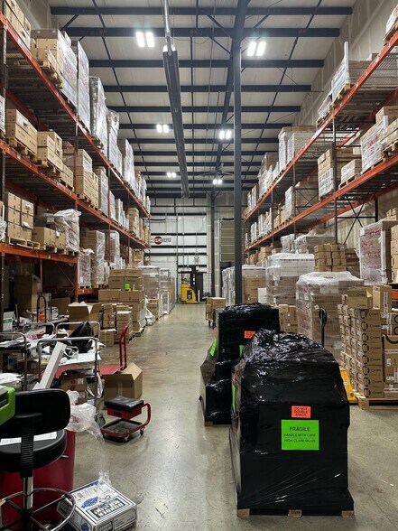 More Photos Of 220 West Parkway, Pompton Plains Light Distribution For Lease