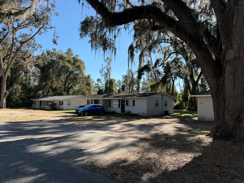 More Photos Of 283 SW Davaca Gln, Lake City Multifamily For Sale