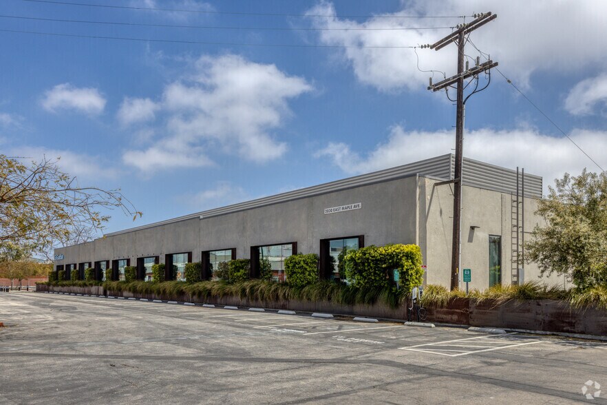 More Photos Of 2030 E Maple Ave, El Segundo Loft Creative Space For Lease
