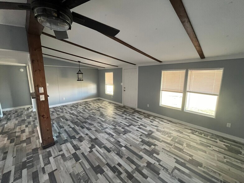 More Photos Of 7322 Highway 122 E, Ray City Manufactured Housing Mobile Home Park For Sale