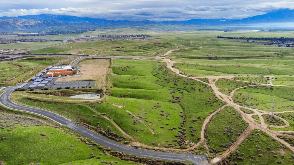 More Photos Of Morning Drive, Bakersfield Land For Sale