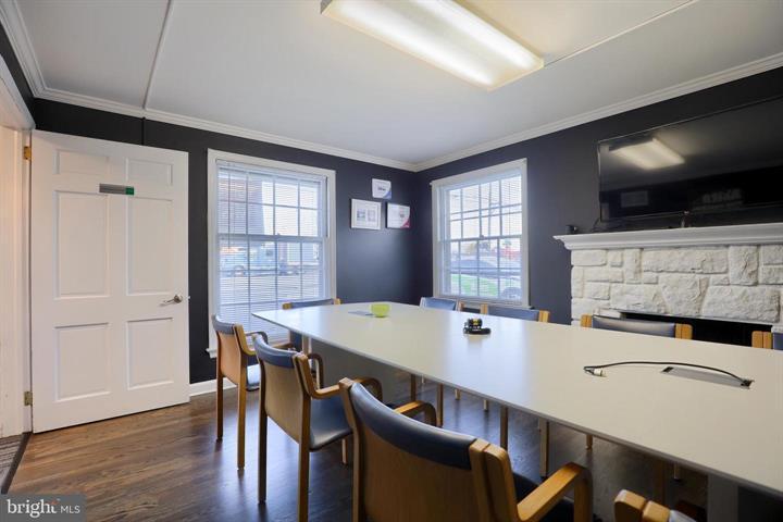More Photos Of 1604 Lititz Pike, Lancaster Office For Lease