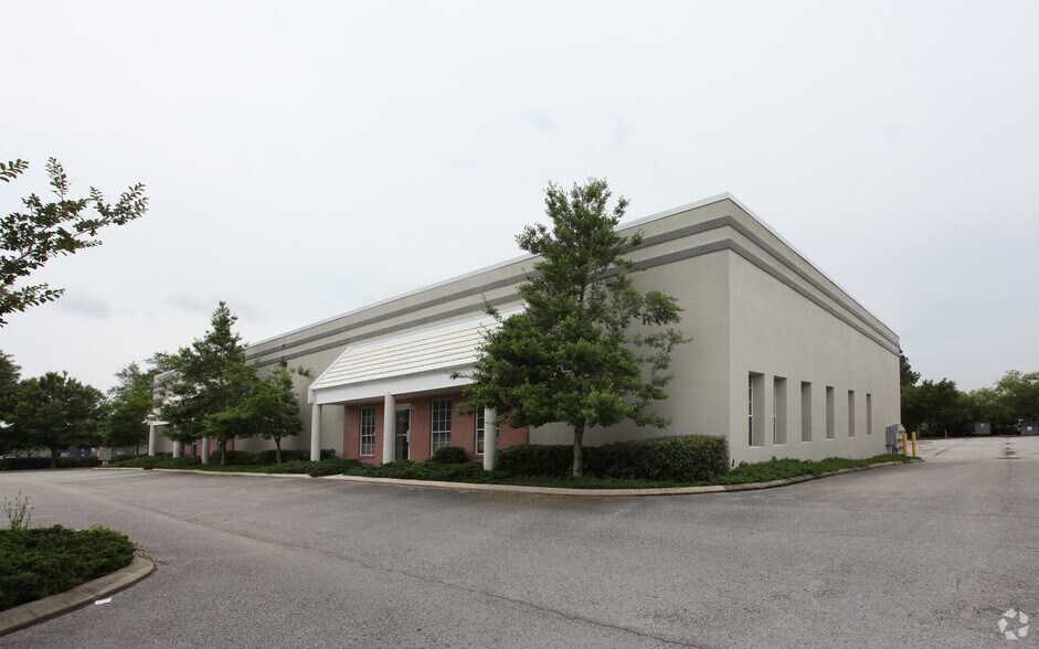 More Photos Of 11762 Marco Beach Dr, Jacksonville Unknown For Lease