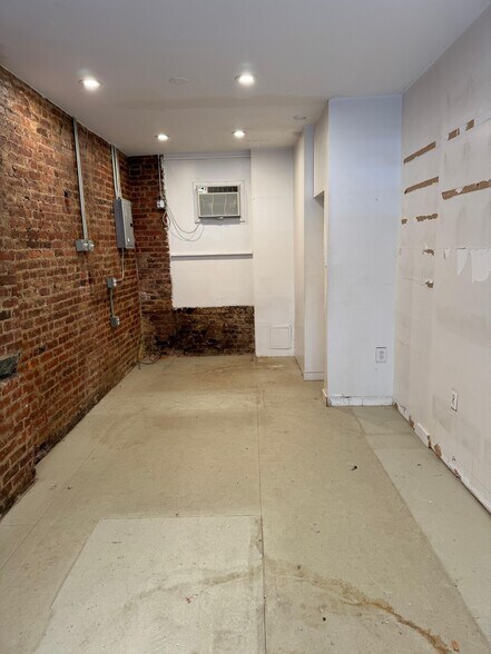 More Photos Of 181 Havemeyer St, Brooklyn Apartments For Lease