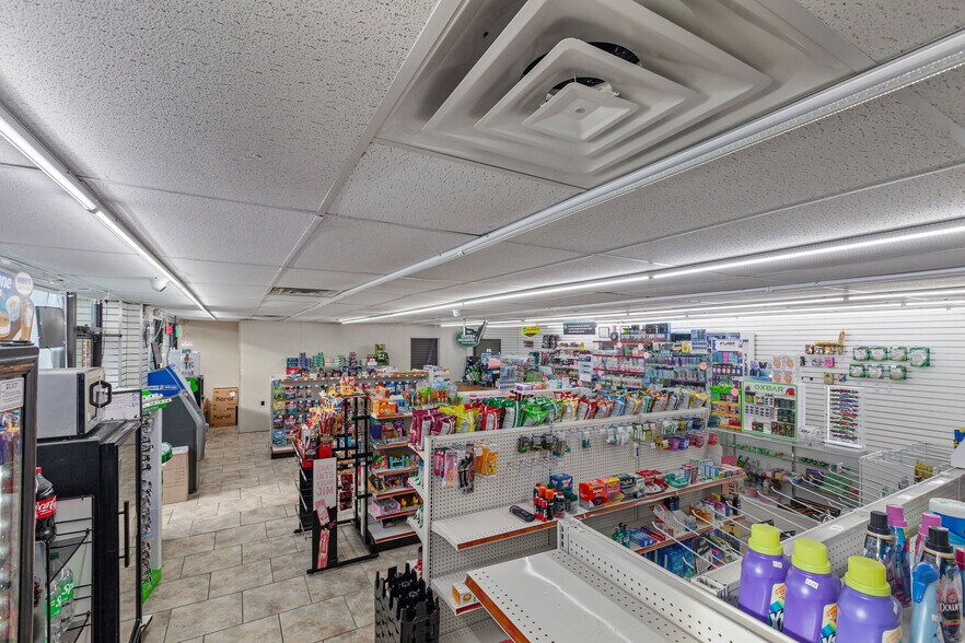 More Photos Of 741 N Cedar Crest Blvd, Allentown Service Station For Sale