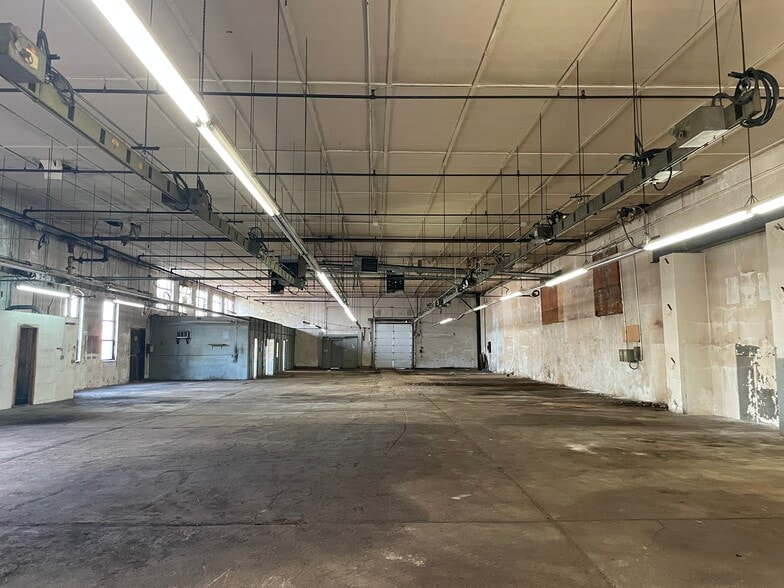 More Photos Of 12 Jacques St, Worcester Warehouse For Sale