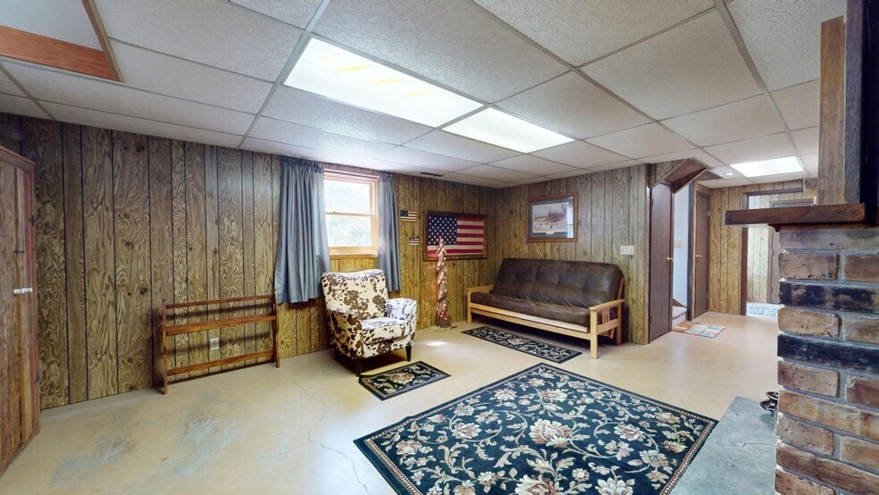 More Photos Of 17069 400th St, Leland Contractor Storage Yard For Sale
