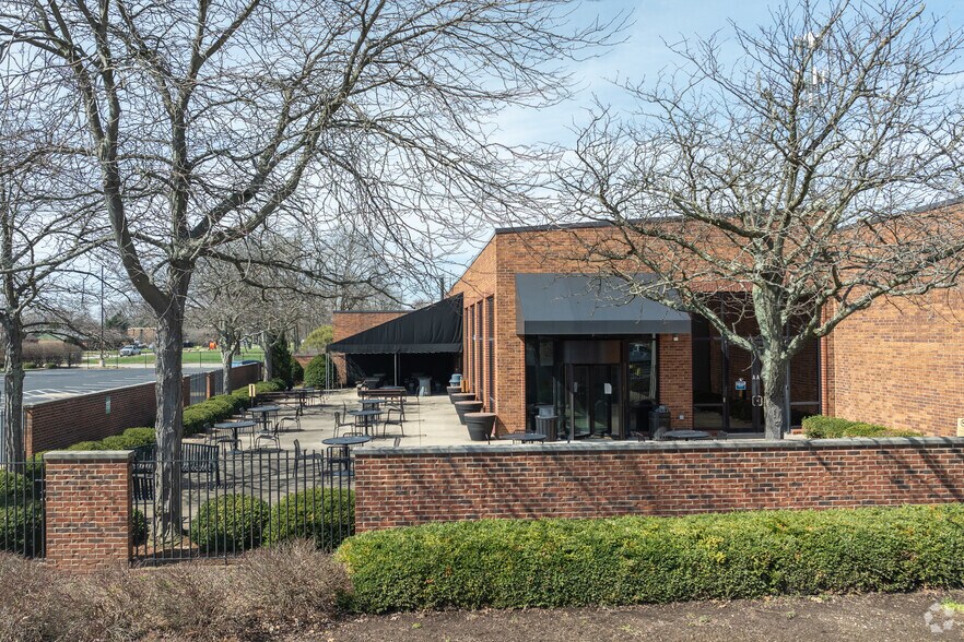 More Photos Of 5959 Bigger Rd, Kettering Light Distribution For Sale