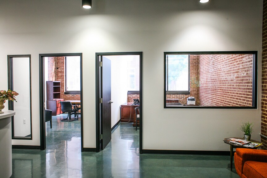 More Photos Of 1701 Delmar Blvd, Saint Louis Freestanding For Lease