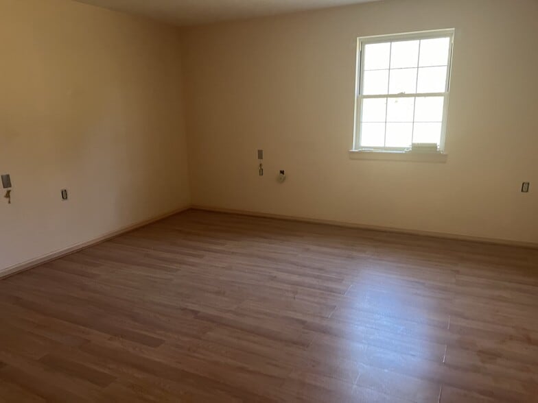 More Photos Of 5347 Brightwood Rd, Bethel Park Continuing Care Retirement Community For Sale
