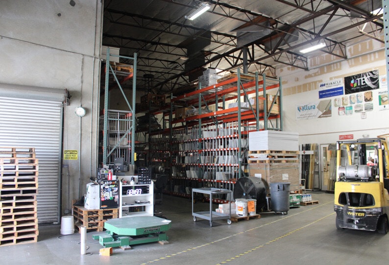More Photos Of 525 Cardiff St, Corona Warehouse For Lease