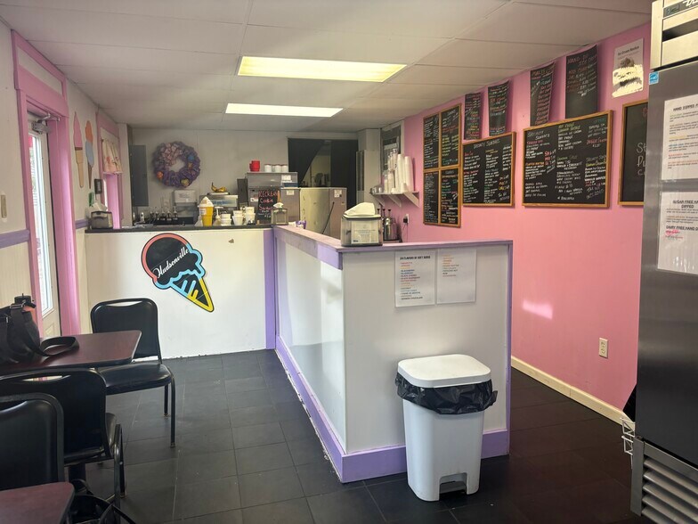 More Photos Of 119 E Main St, Vernon Restaurant For Sale