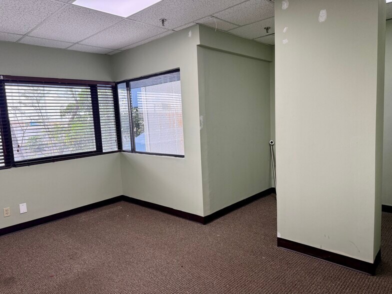 More Photos Of 1150 NW 72nd Ave, Miami Unknown For Lease