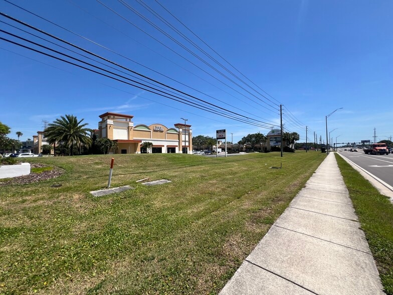 More Photos Of 13505 Icot Blvd, Clearwater Unknown For Lease