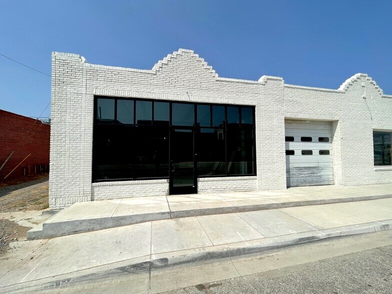 More Photos Of 203 S Klein Ave, Oklahoma City Service For Lease