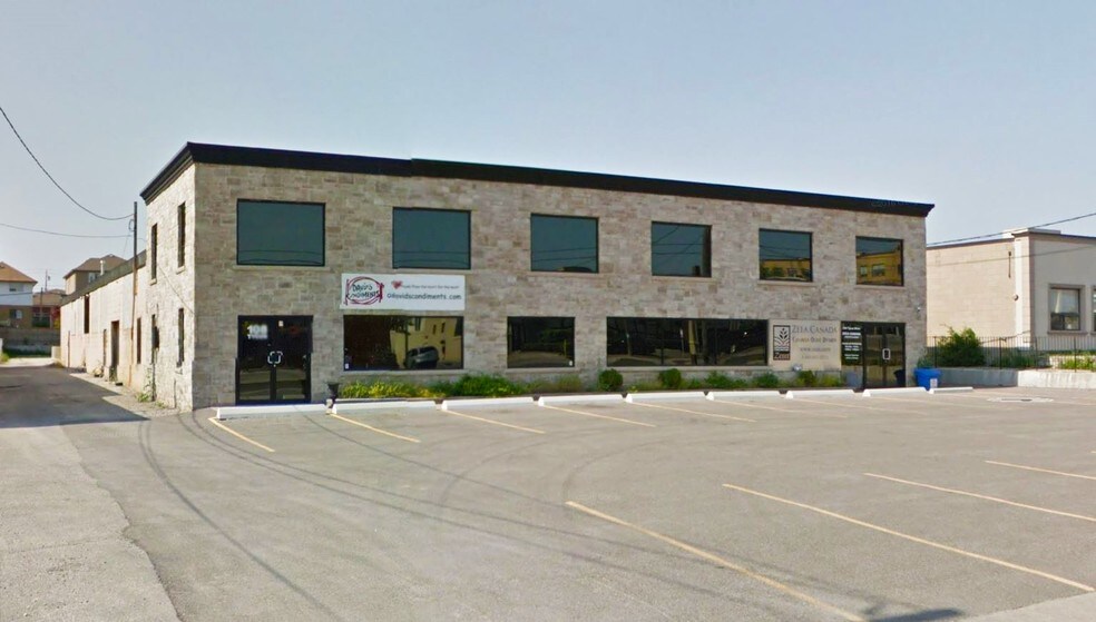 More Photos Of 106-108 Tycos Dr, Toronto Loft Creative Space For Sale