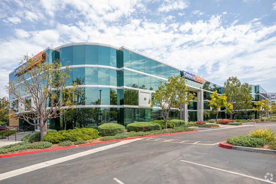 More Photos Of 10350 Barnes Canyon Rd, San Diego Research And Development For Lease
