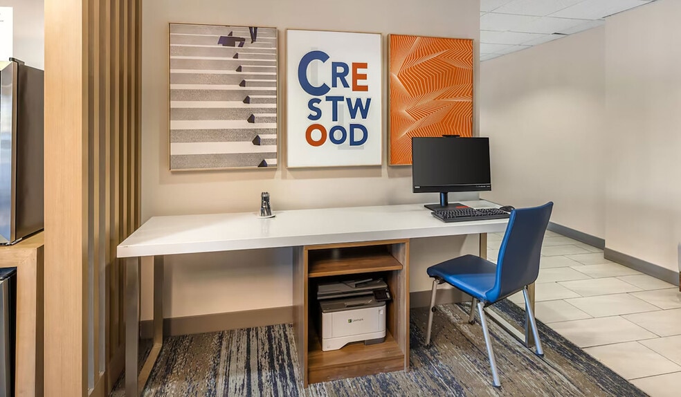 More Photos Of 13330 Cicero Ave, Crestwood Hotel For Sale