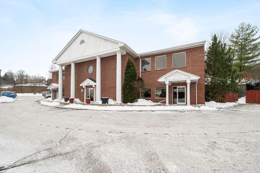 More Photos Of 725 Alexandria Pike, Fort Thomas Medical For Lease
