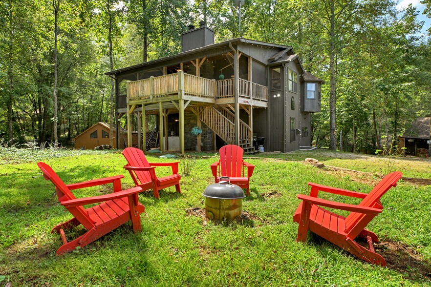 More Photos Of 77 Alpine Way, Blairsville Hotel For Sale