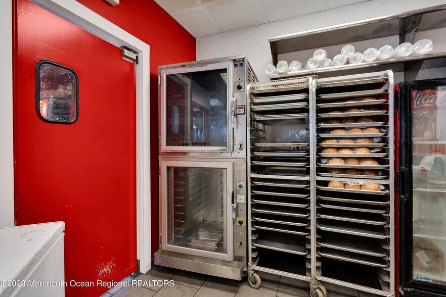 More Photos Of 231-263 Main St, Matawan Storefront For Sale