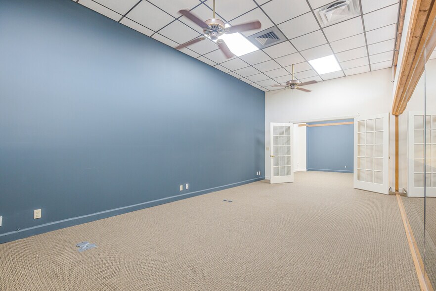 More Photos Of 5499 N Federal Hwy, Boca Raton Office For Sale