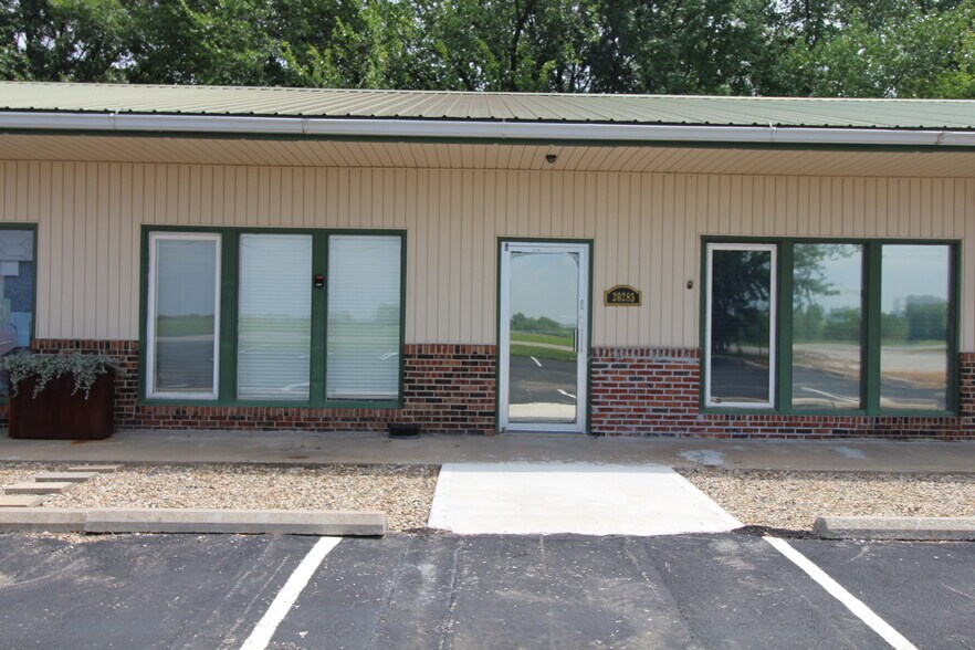 More Photos Of 20285 Metcalf Ave, Bucyrus Office Residential For Lease