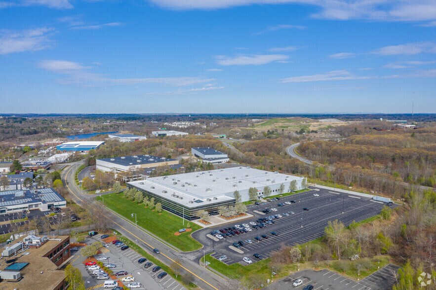 More Photos Of 300 Jubilee Dr, Peabody Manufacturing For Lease
