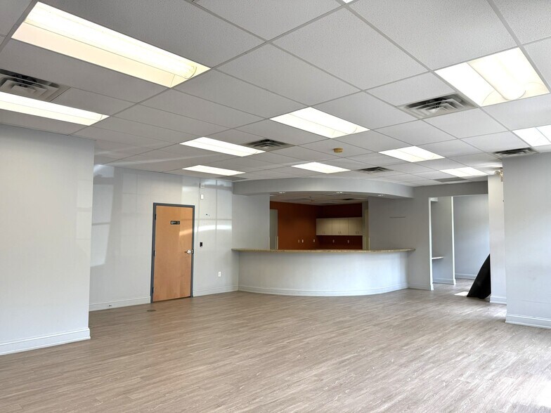 More Photos Of 300 Old Forge Ln, Kennett Square Medical For Lease