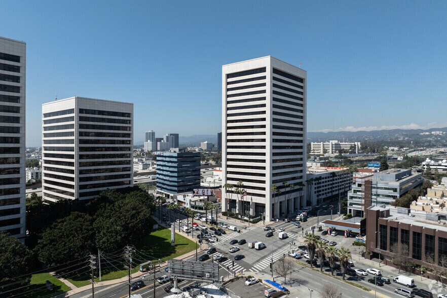 More Photos Of 11111 Santa Monica Blvd, Los Angeles Office For Lease