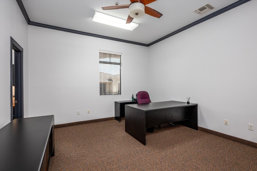 More Photos Of 6513 Preston Rd, Plano Medical For Sale