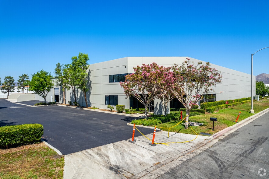 More Photos Of 1141 California Ave, Corona Warehouse For Sale