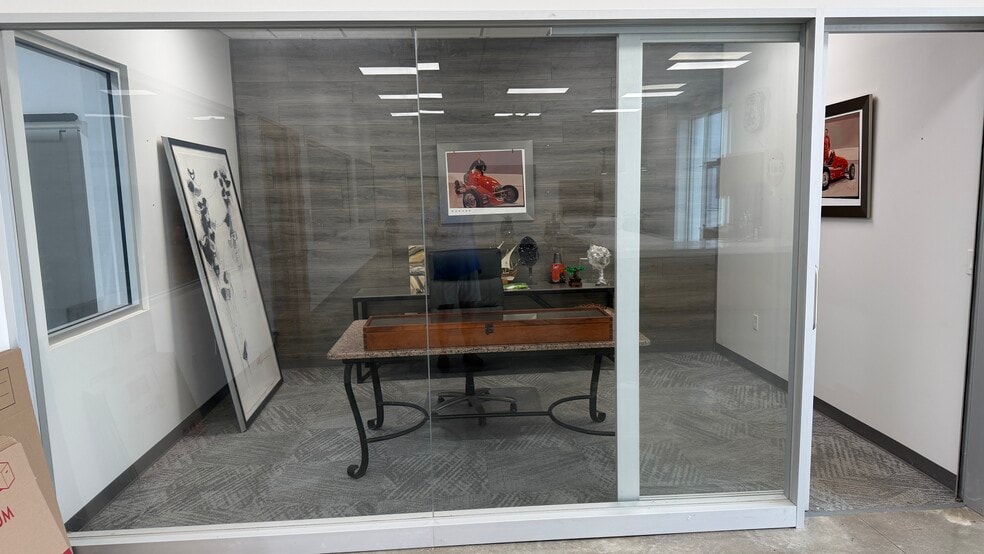 More Photos Of 2433 Tarpley Rd, Carrollton Warehouse For Lease