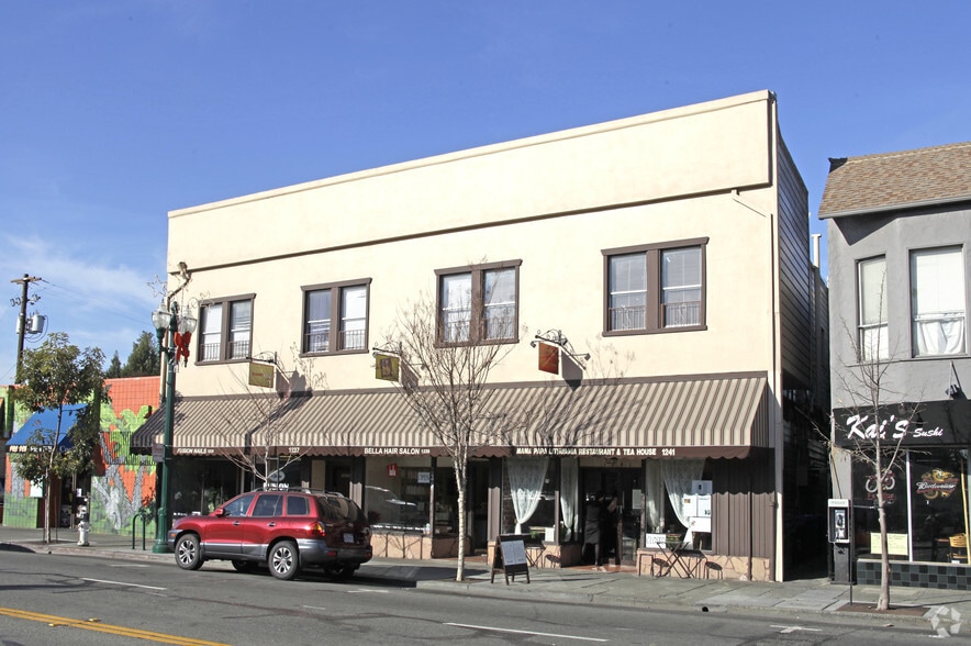 More Photos Of 1235-1241 Park St, Alameda Storefront For Lease
