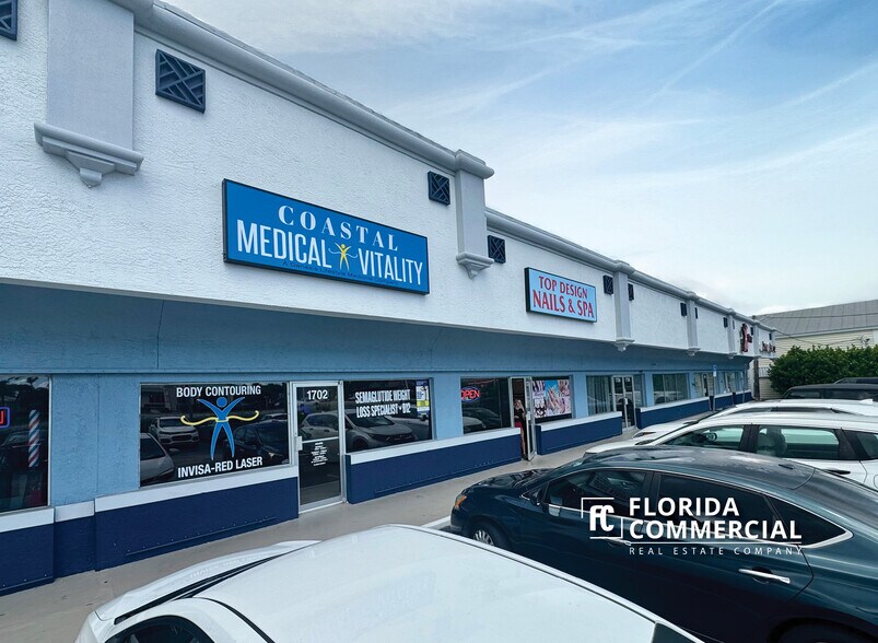 More Photos Of 1520-1712 NW Federal Hwy, Stuart General Retail For Lease