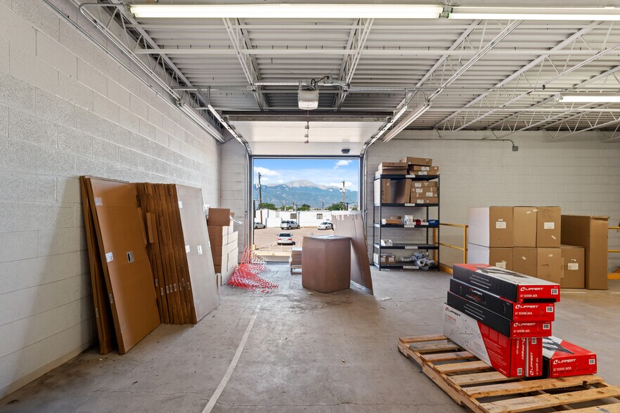 More Photos Of 3204-3208 E Platte Ave, Colorado Springs Auto Dealership For Sale