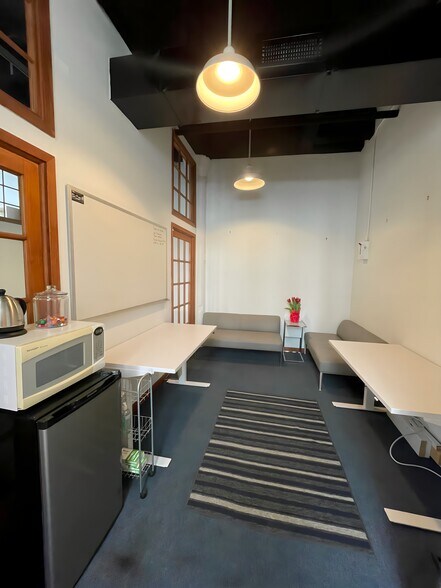 More Photos Of 217 Water St, New York Office For Lease