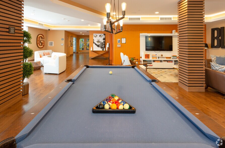 More Photos Of 56 Broad St, Bloomfield Apartments For Lease