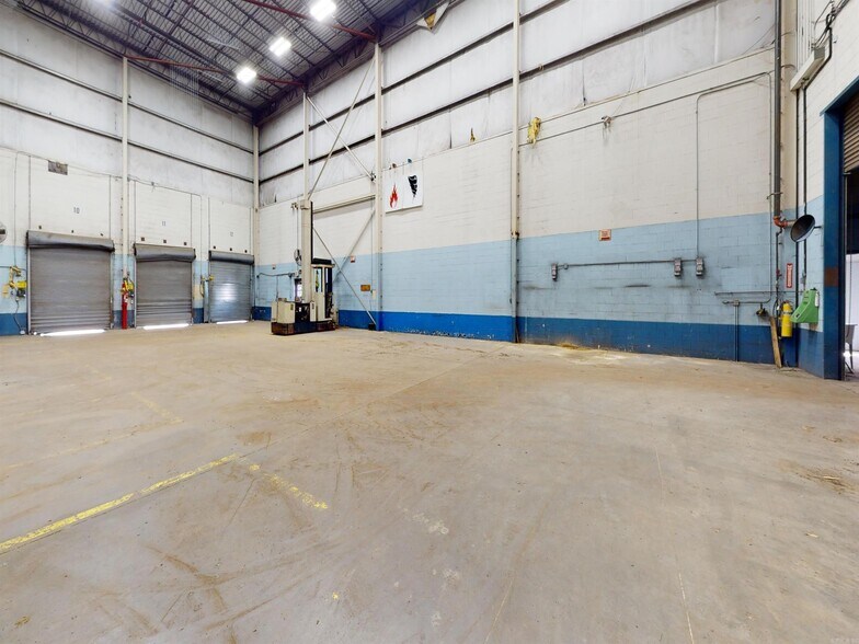 More Photos Of 103 Red Bridge Rd, De Queen Warehouse For Sale