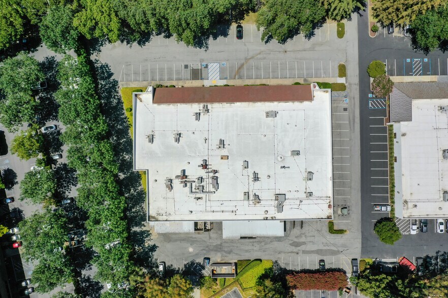 More Photos Of 118-122 Charcot Ave, San Jose Flex For Lease