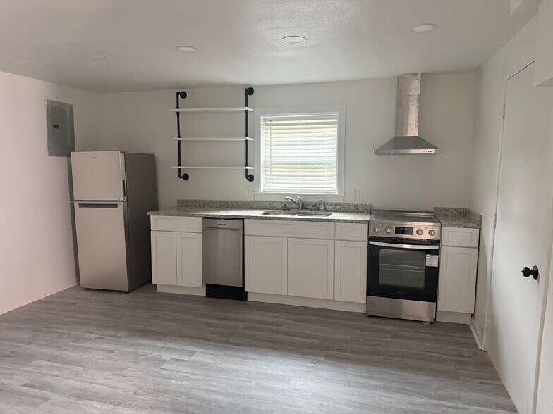 More Photos Of 1412 Dauphin Ln, Orlando Office Residential For Sale