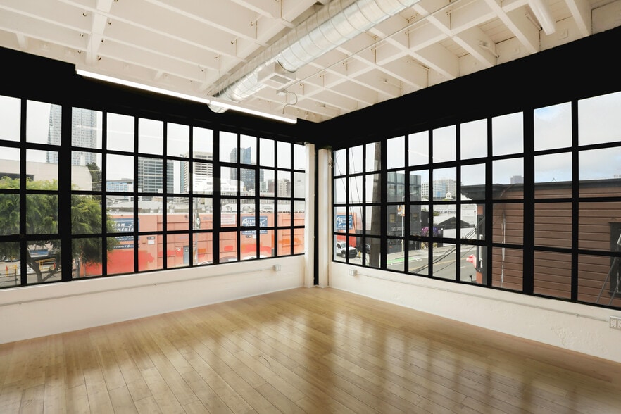 More Photos Of 1539 Folsom St, San Francisco Office For Lease