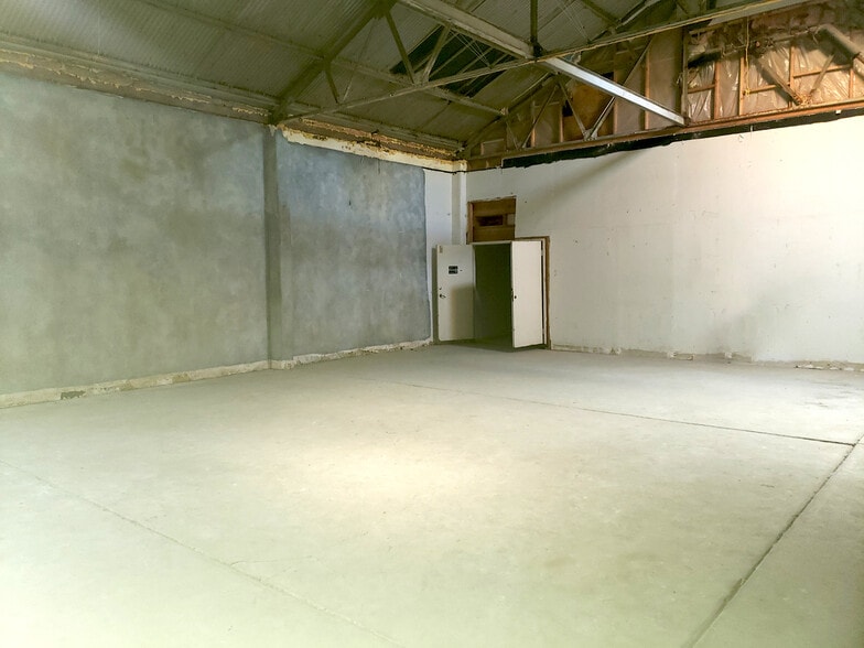 More Photos Of 1345A 17th St, San Francisco Warehouse For Lease