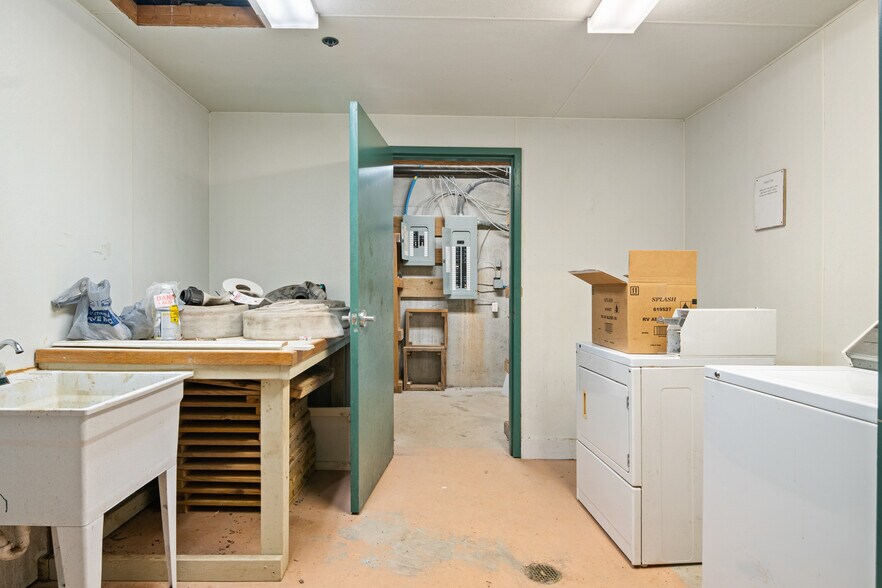 More Photos Of 4100 Adventure Base Rd, Radford Specialty For Sale