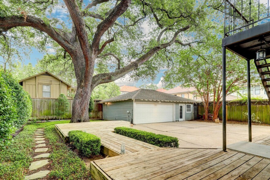 More Photos Of 414 Branard St, Houston Medical For Sale