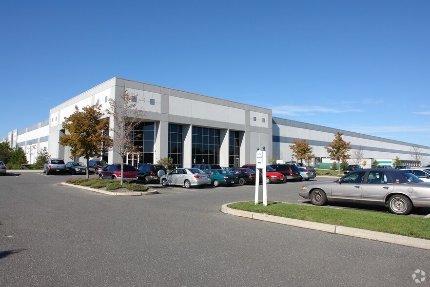 More Photos Of 283 Prospect Plains Rd, Cranbury Distribution For Lease