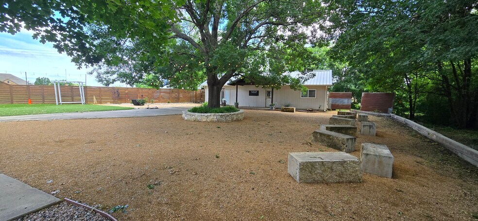 More Photos Of 18351 Creekview Rd, Sanger Specialty For Sale