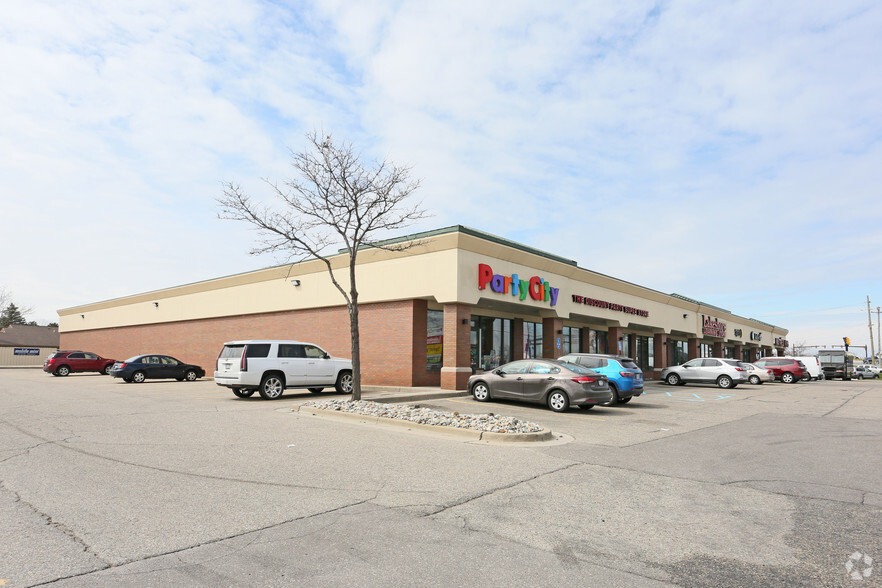 Primary Photo Of 12170-12220 Hall Rd, Sterling Heights Freestanding For Lease